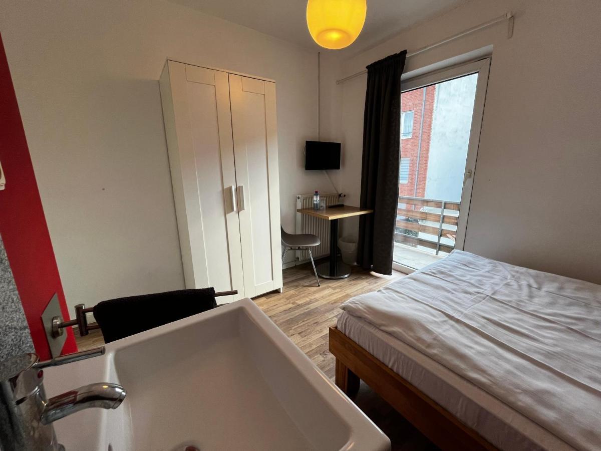 Hotelzimmer In Neusserstrasse 쾰른 외부 사진